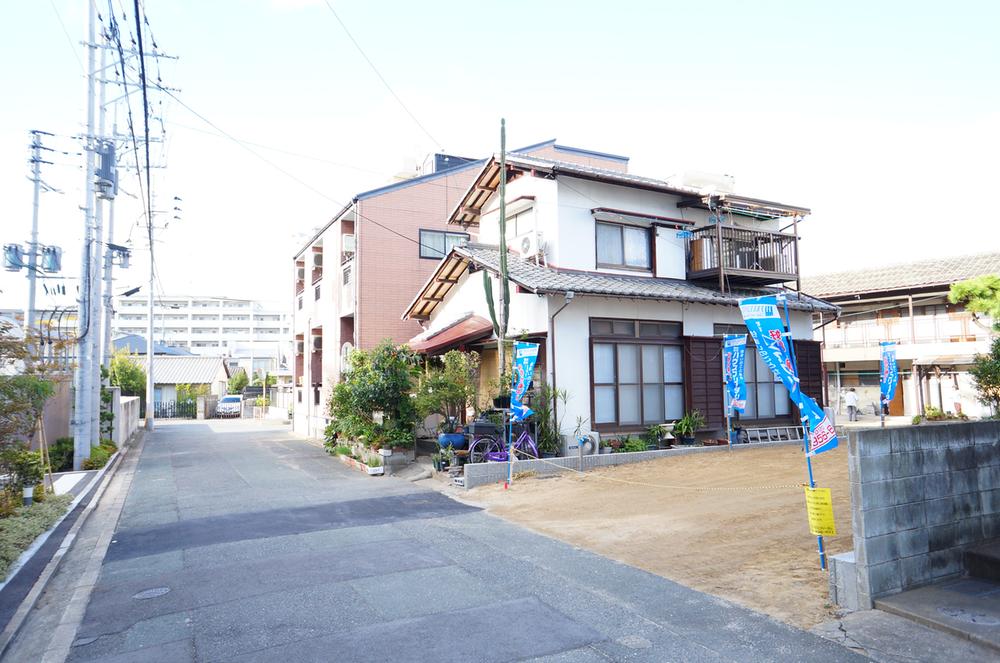 Local photos, including front road.  ◆ ◇ location conditions facing the public road that Fukuoka is managing is the charm of the property! ◇ ◆