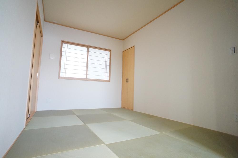 Non-living room. ◆ ◇ "After all the Japanese I am Japanese-style" Do not lie-in the whole family? ◆