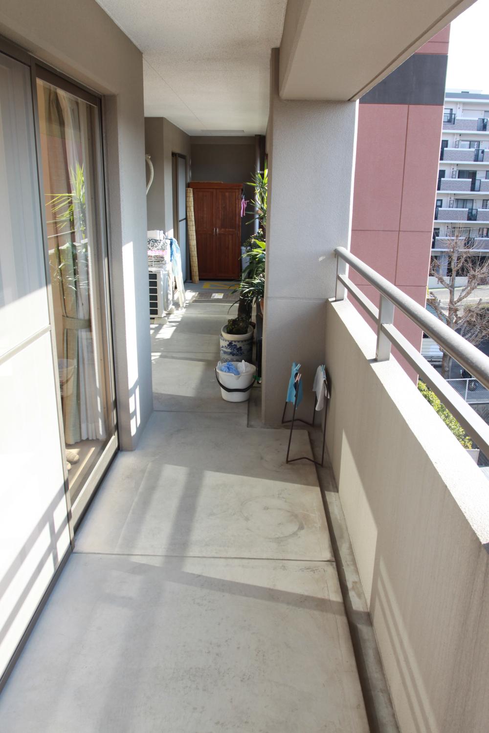 Balcony. South balcony Balcony of depth 1.5m or more