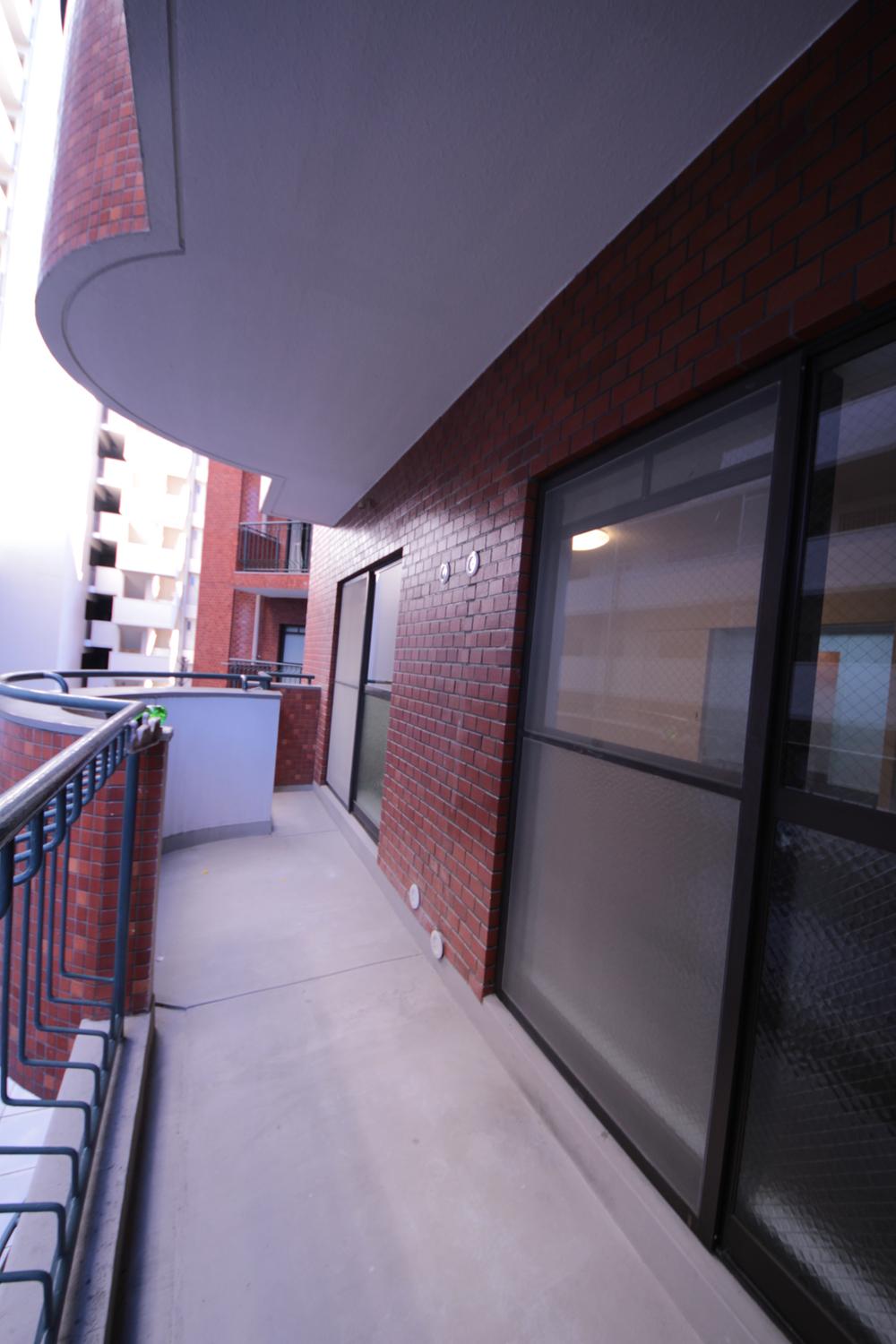 Balcony. Local (September 2013) Shooting