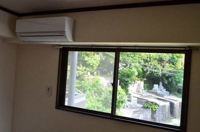 Cooling and heating ・ Air conditioning. It comes with one air conditioning