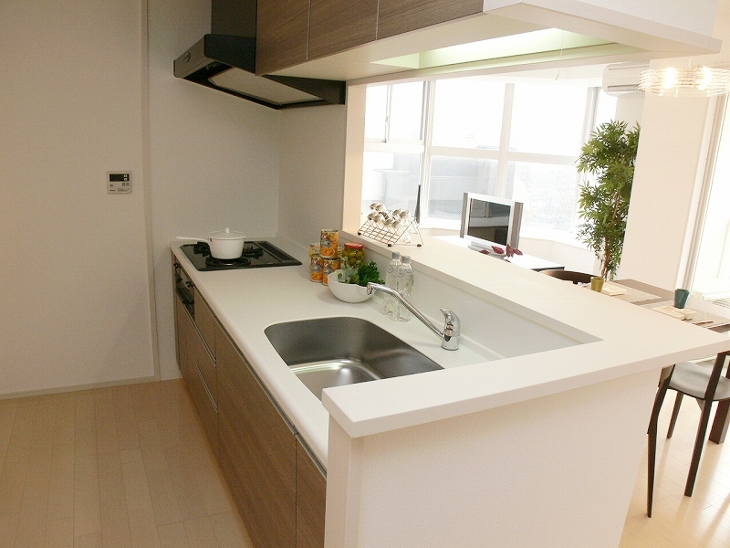 Other. Elevator 2 groups mounted