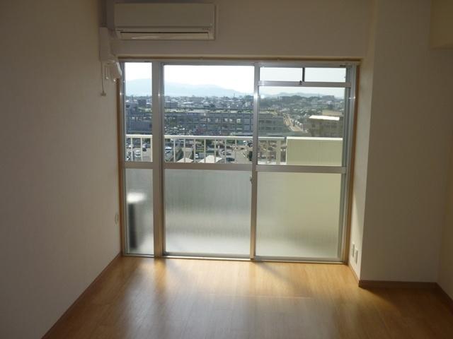 Non-living room. It is air-conditioned