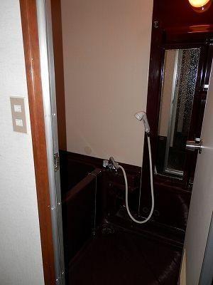 Bathroom.  ◆ bathroom ◆