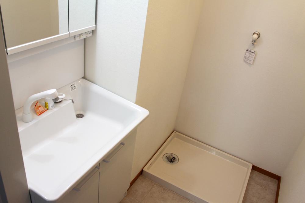 Other. This washing machine Storage