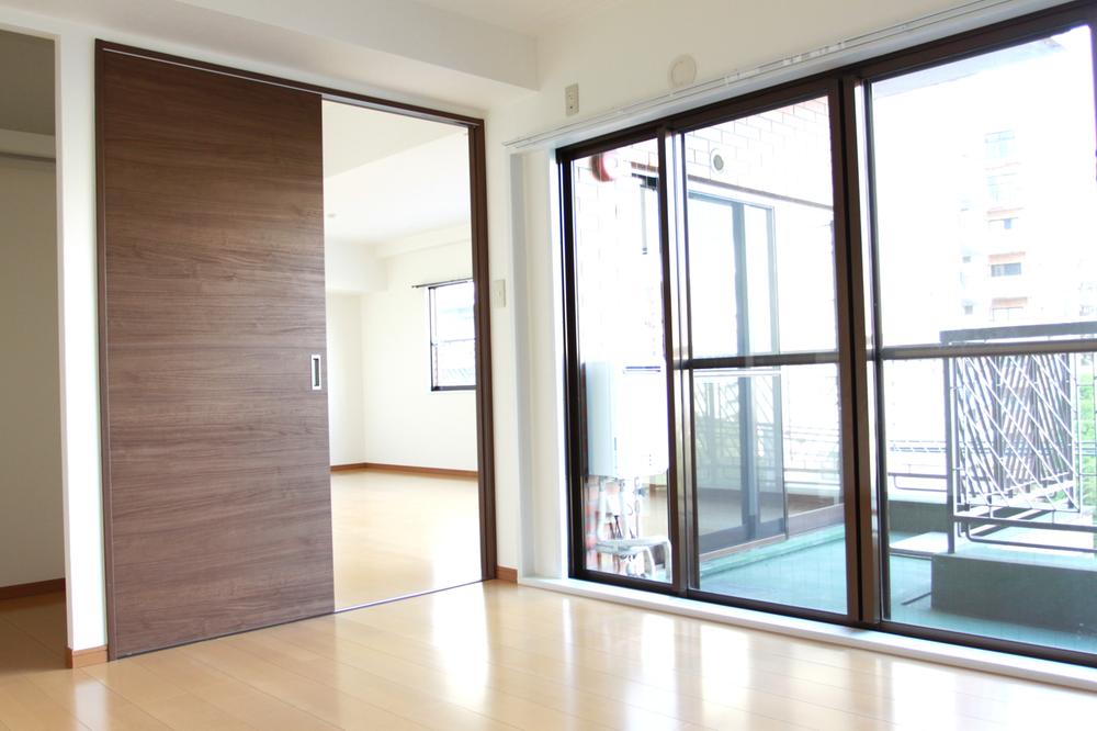 Non-living room. Terrace Yes