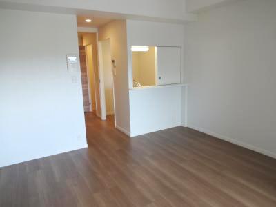 Living and room. About 9 Pledge of living