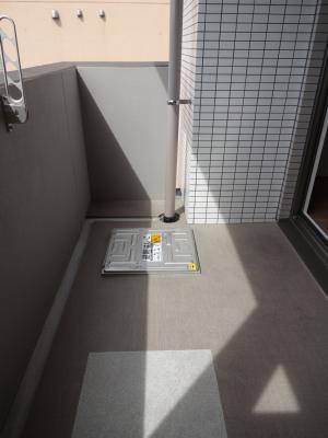 Balcony. Yang per well of a balcony