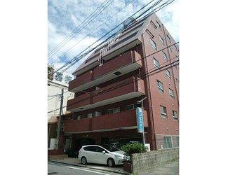 Local appearance photo. It is luxurious appearance of tiled.