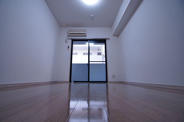 Living and room. Western-style 2