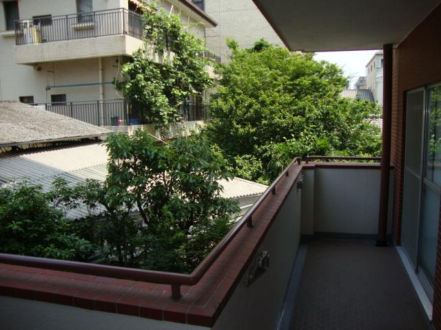 View photos from the dwelling unit