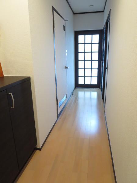 Other introspection. wall ・ Ceiling Cross ・ YukaChokawa