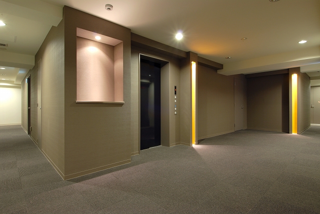 Other. Elevator 2 groups mounted