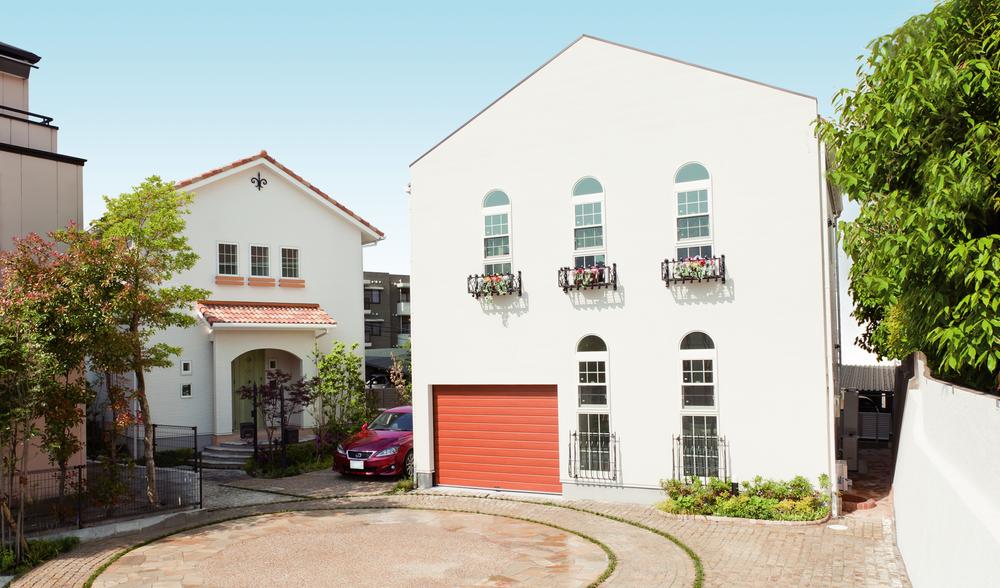 Sale already cityscape photo. Sale already the city average