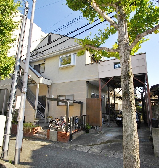 Building appearance. A quiet residential area