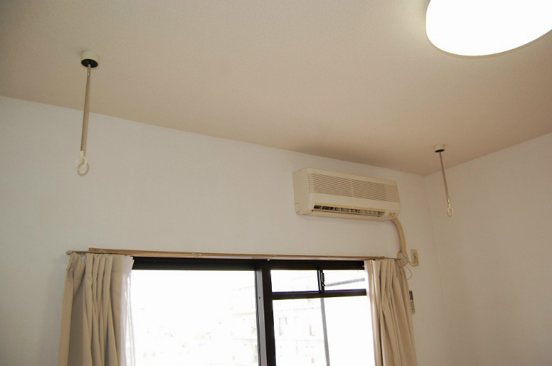 Other. Air-conditioned