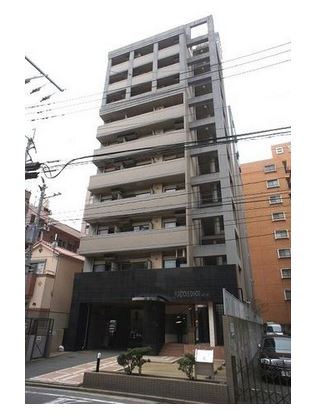 Building appearance. Security worry