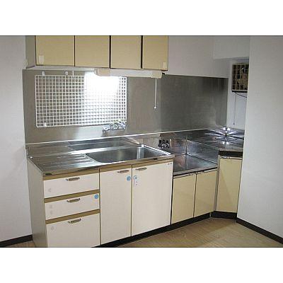 Kitchen. The kitchen is the top ・ There is storage space at the bottom!