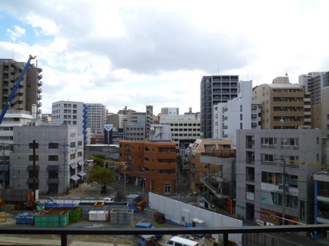 View photos from the dwelling unit. View from the site (November 2013) Shooting