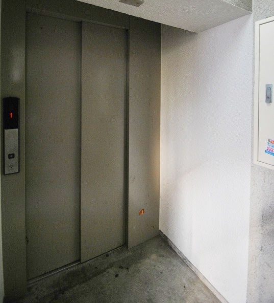 Other common areas. With elevator