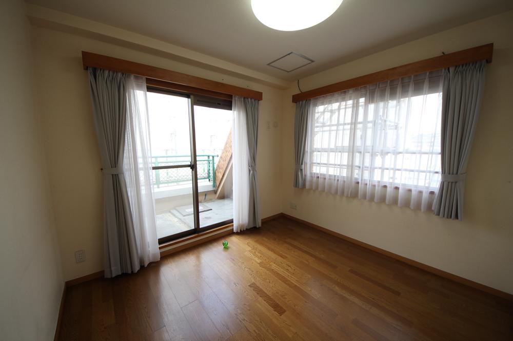 Non-living room