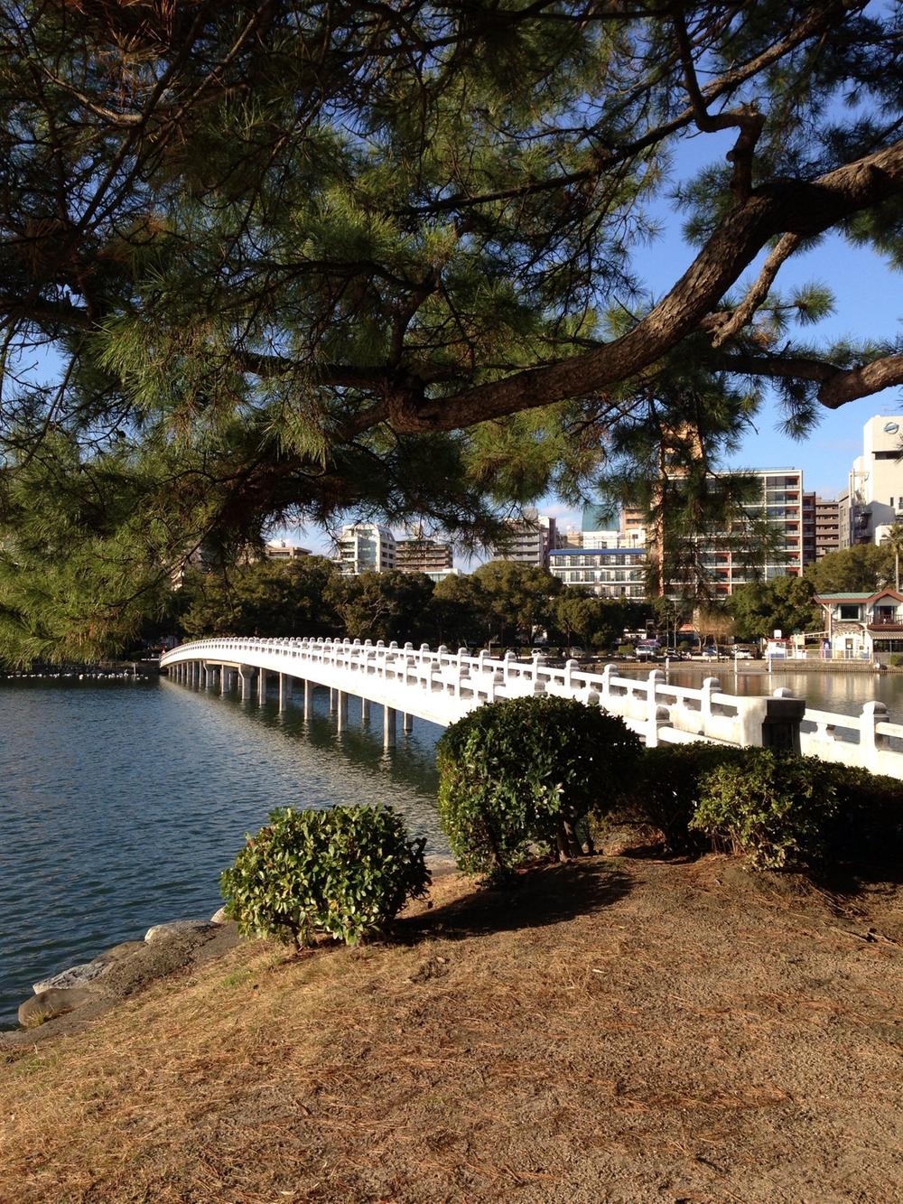 park. To Ohori Park 100m