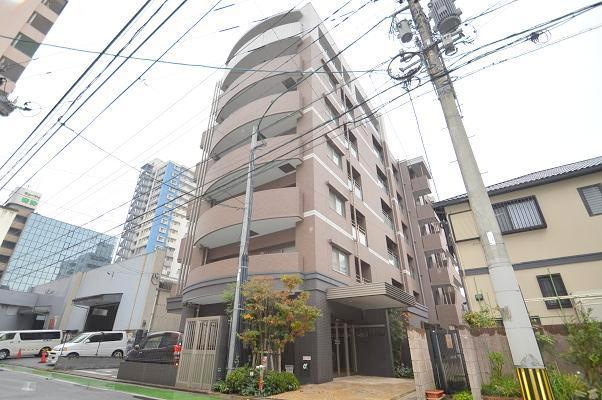 Local appearance photo. Built five years later! Shiny beauty House ☆ 2013 December Cross, tatami, Sliding door re-covered settled! 74 square meters more than the corner room!
