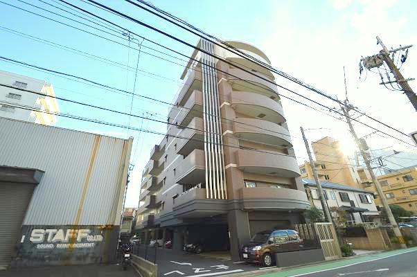 Local appearance photo. Built five years later! Shiny beauty House ☆