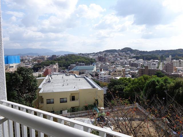 View photos from the dwelling unit. View from the site (October 2013) Shooting