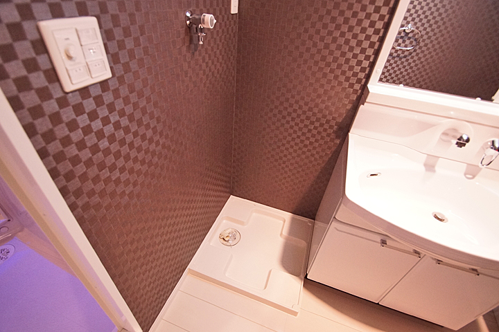 Other. Washing machine in the room