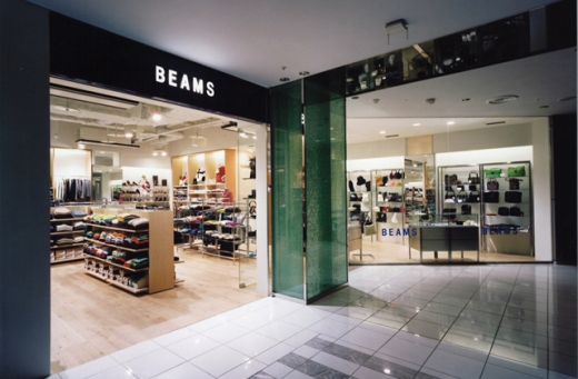 Shopping centre. BEAMS FUKUOKA until the (shopping center) 680m