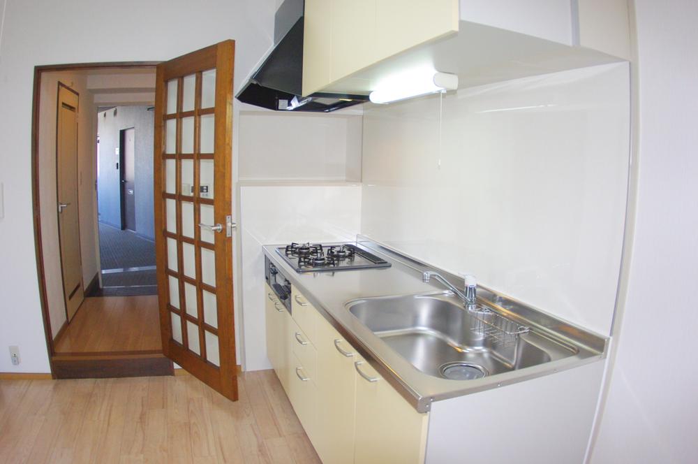 Kitchen. System kitchen new!