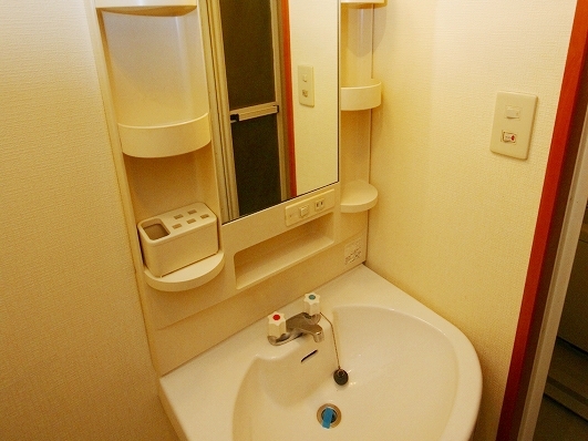 Washroom. Easy to use in the wash basin independence ☆