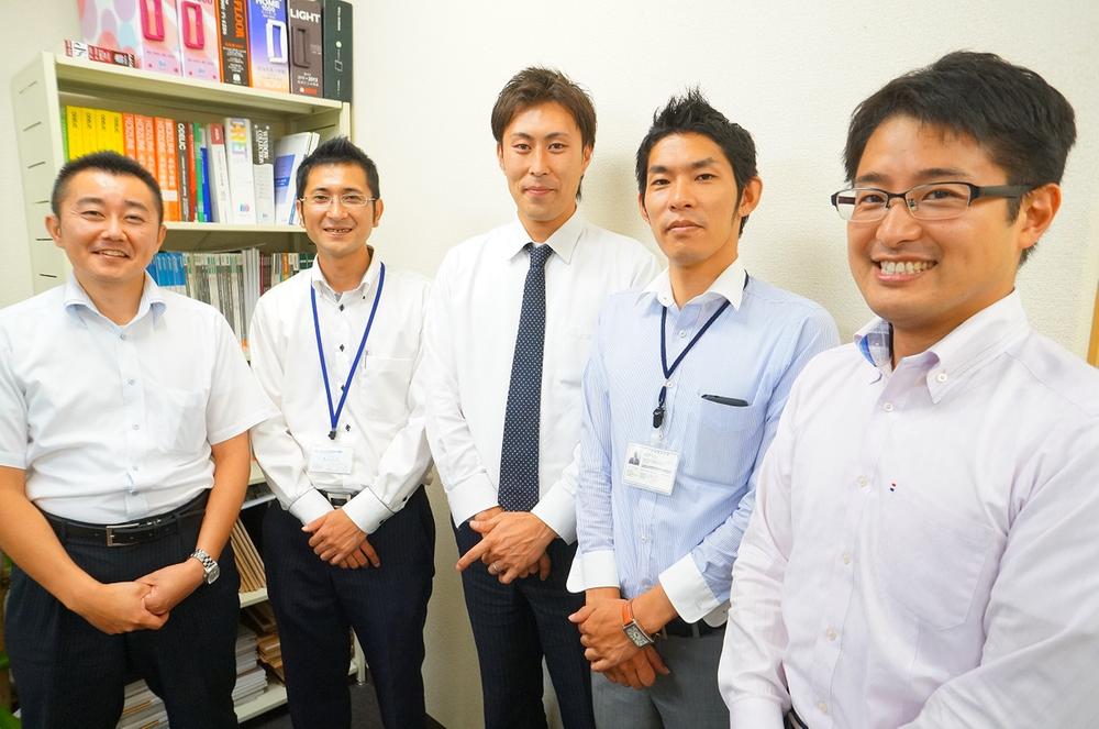 Other. You can floor plan of your choice! I will help you as a customer of the house of your request to the firm listened ideal is built! Please feel free to contact us until the toll-free number 0800-603-2314!