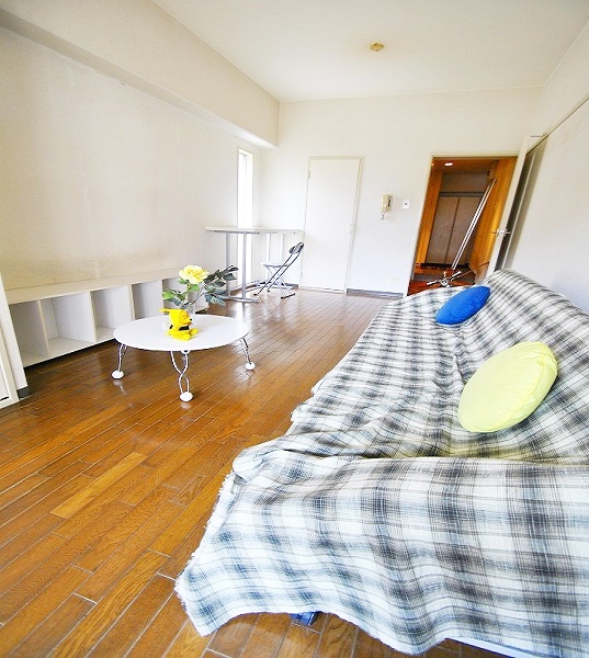 Other room space. Preview is also available so please feel free to contact us