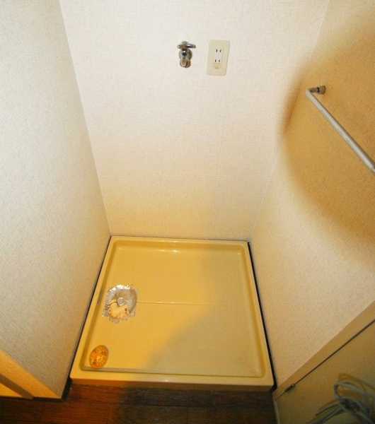 Other Equipment. There is indoor washing machine Storage