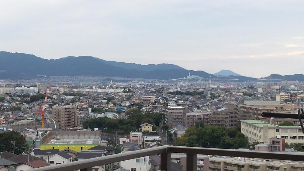 View photos from the dwelling unit. You can enjoy a spectacular night view