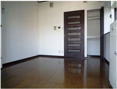 Living and room. You can send a comfortable life