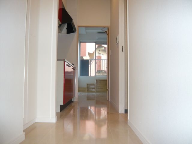 Entrance. Front door