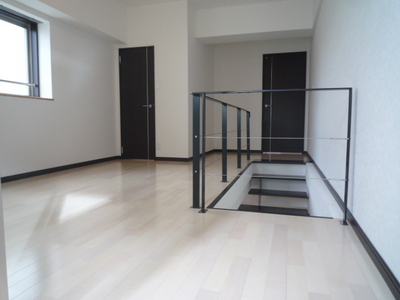 Living and room. 2F Western-style