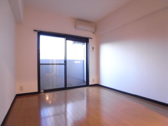 Living and room. Western style room