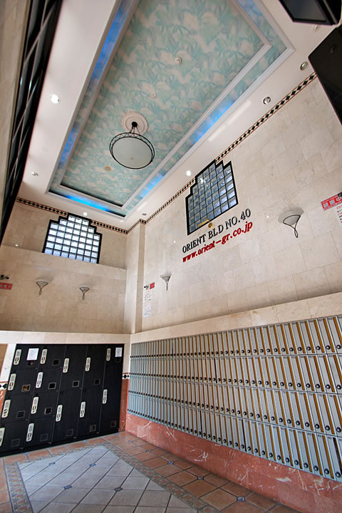 Building appearance. Entrance