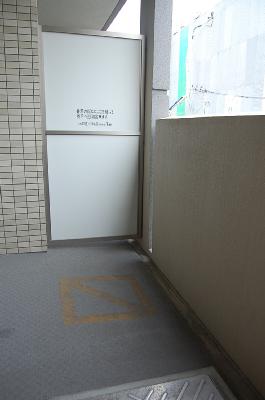 Balcony. Veranda ※ Same property separate room photo