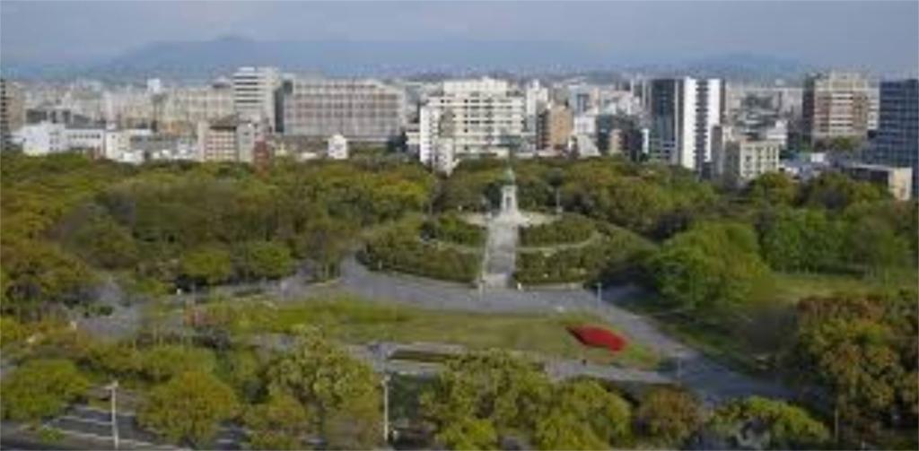 park. 300m to East Park (park)