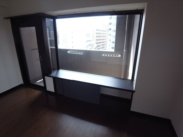 Living and room. Flooring