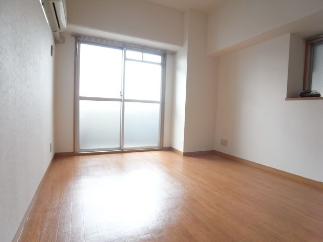 Living and room. Western style room