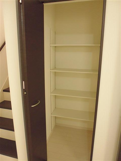 Receipt. Plenty of storage