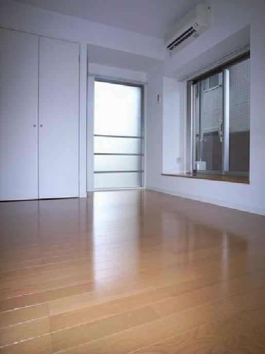 Other room space. Flooring