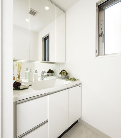 Bathing-wash room.  [bathroom] Start off the day. Round off the day. Sanitary space to spend the time of switching of such mind. To the moments more comfortable, I was punching commitment to beauty and functionality.