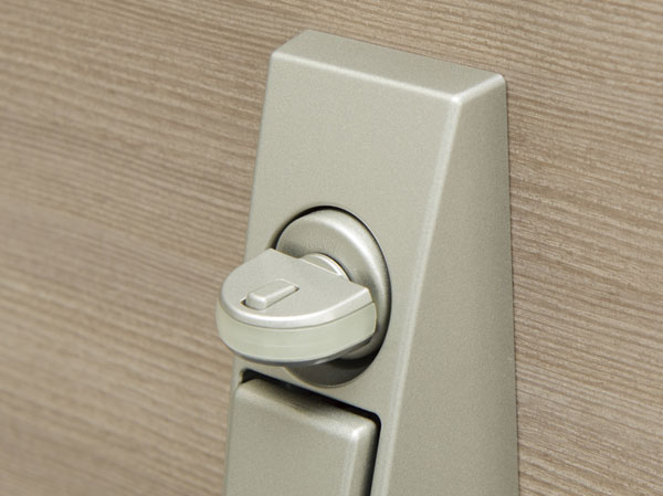 Security.  [Crime prevention thumb turn] Thumb turning to unlocking using a wire and special tools has become is difficult to structure. (Same specifications)